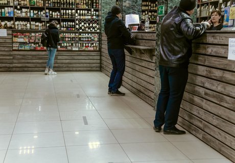 Самоизоляция «под градусом». Как читинцы отреагировали на запрет продажи алкоголя в карантин?