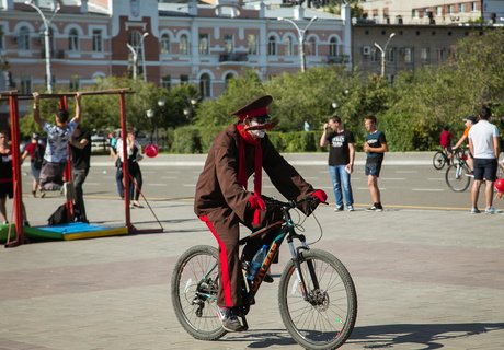 Невероятный велопарад на закрытии Забайкальского супермарафона