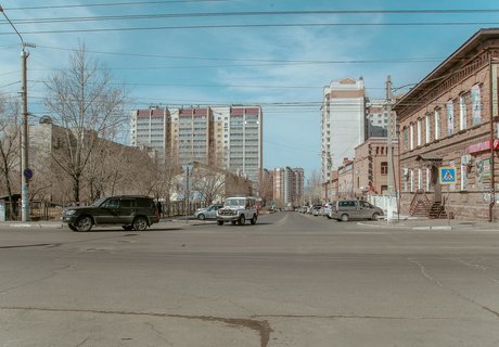 Первоапрельские карантинно-каникулярные виды Читы. День третий: людей стало меньше, машин - больше