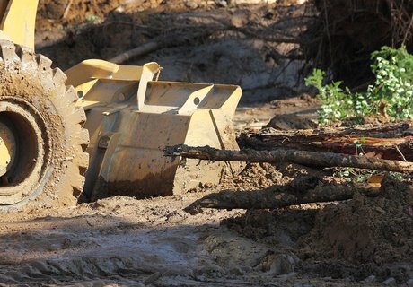 Обрушившийся на дорогу под Читой сель