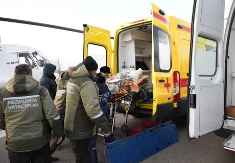 Автокатастрофа: Вертолет доставил в Читу пострадавших в ДТП под Агинском