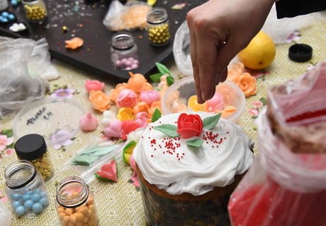 Женский монастырь готовится к празднику Светлой Пасхи