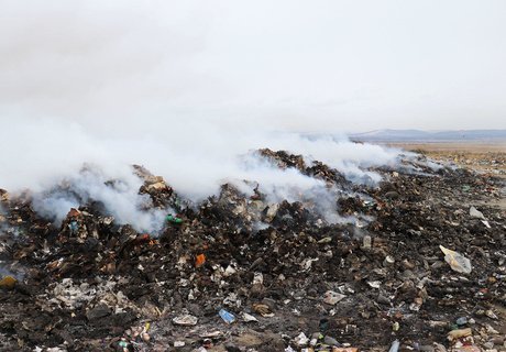 Пожар на главной городской свалке Читы