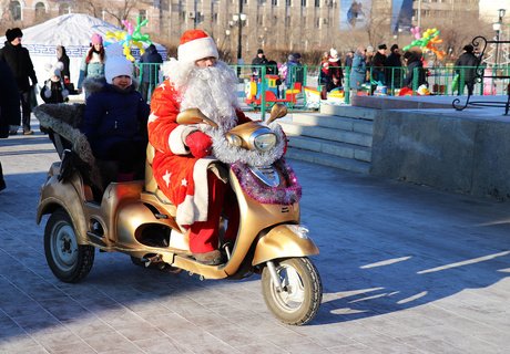 Рождественские гуляния на пл. Ленина в Чите