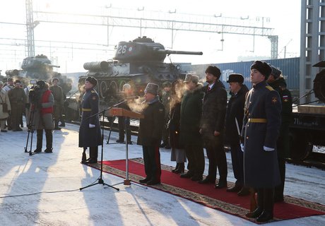 Встреча лаосских Т-34 в Чите