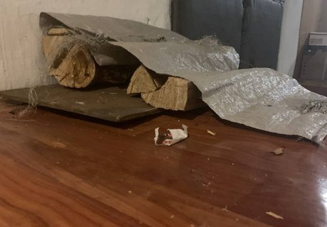 История и разруха: символы прошлого среди аварийного жилья