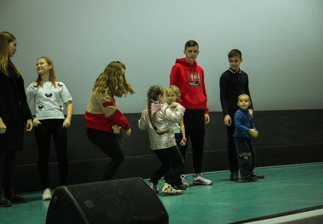 Уже на экранах: премьера «Малефисента: владычица тьмы» прошла при поддержке ZAB.RU