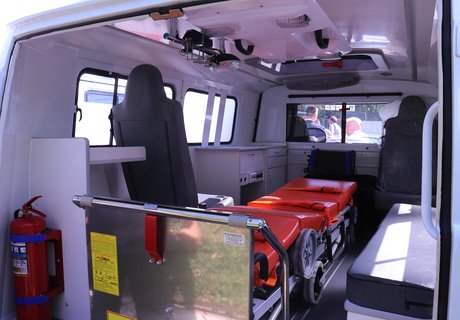 Новые «скорые» едут в районы