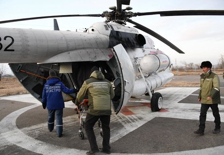 Автокатастрофа: Вертолет доставил в Читу пострадавших в ДТП под Агинском