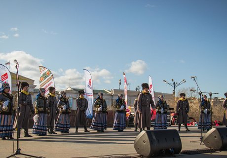 Весело и ветрено: Празднуем День народного единства
