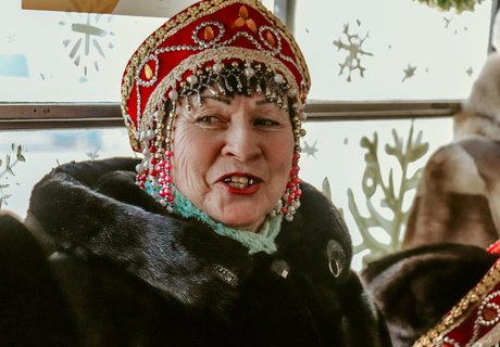 Как выглядит новогодний троллейбус, выехавший на улицы Читы – фоторепортаж ZAB.RU