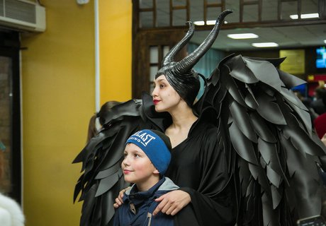 Уже на экранах: премьера «Малефисента: владычица тьмы» прошла при поддержке ZAB.RU