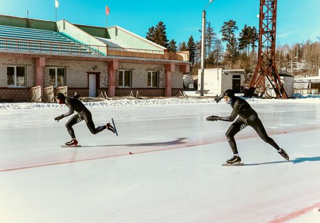Этап первенства ДФО по конькобежному спорту стартовал в Чите - фото ZAB.RU