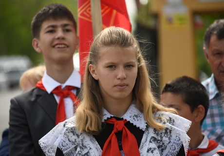 Школьники вступили в пионеры