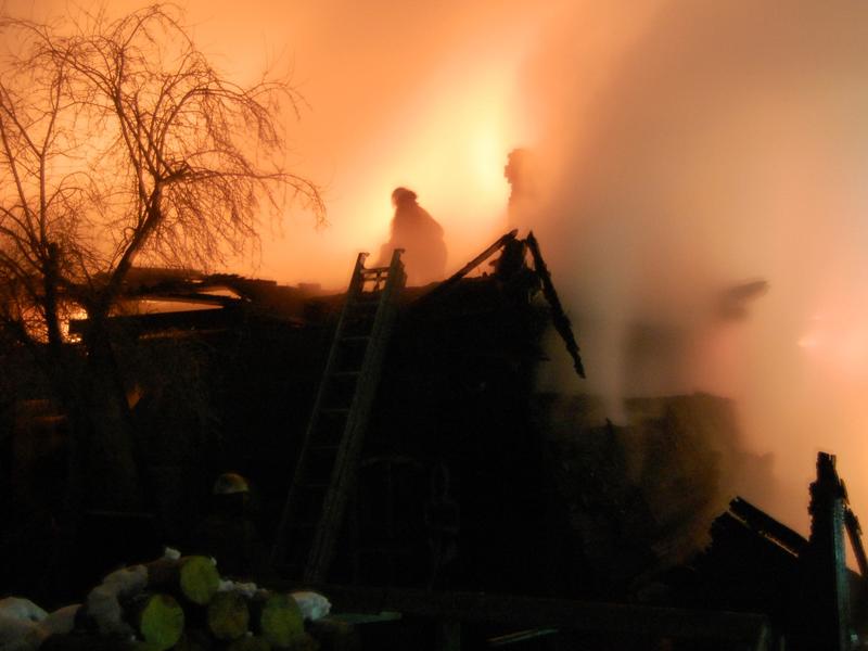 Пожар уничтожил здание в одном из сёл Забайкальского края