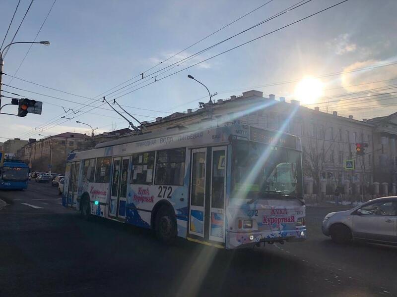 ДТП с участием троллейбуса в Чите, возможно, произошло из-за нетрезвого водителя мусоровоза - администрация города