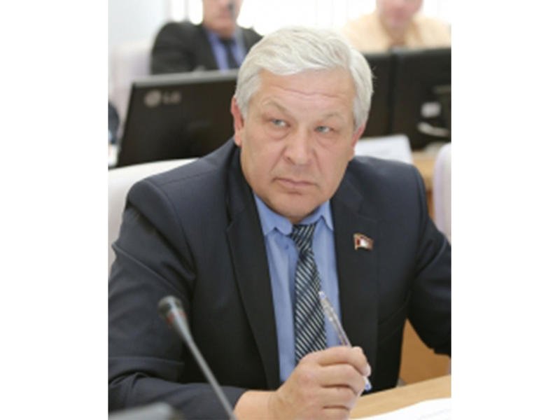 Гайдук «без лицемерия» попросил избрать Иванова в депутаты Заксобрания на постоянной основе