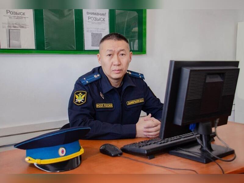 Судебный пристав спас человека с приступом эпилепсии в Чите