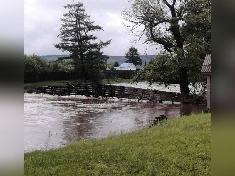 «Наводнение-2022»: В селе Танха восстановили проезд к мосту после паводка