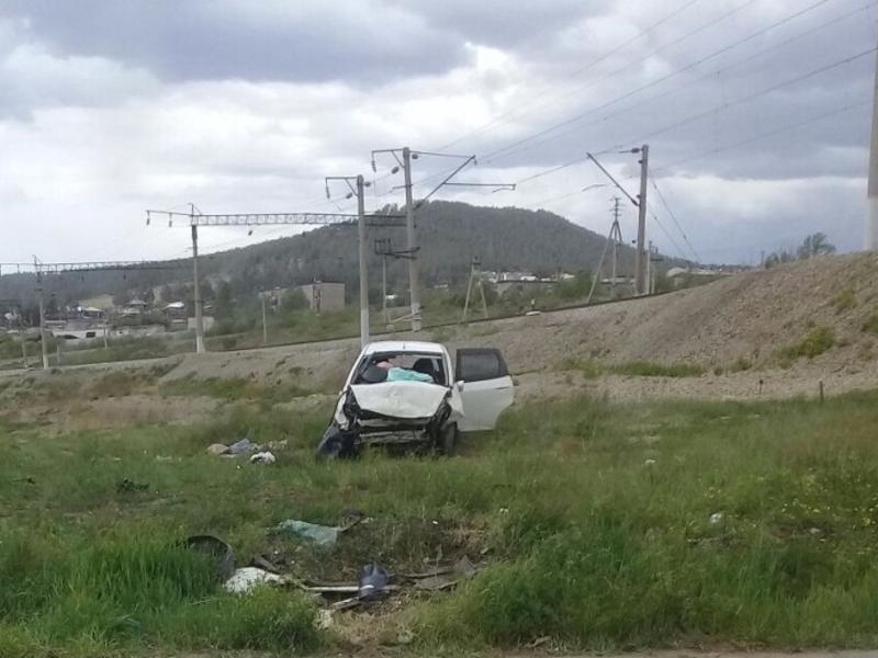 Трое пострадали в опрокинувшейся возле ж/д путей Honda в Чите
