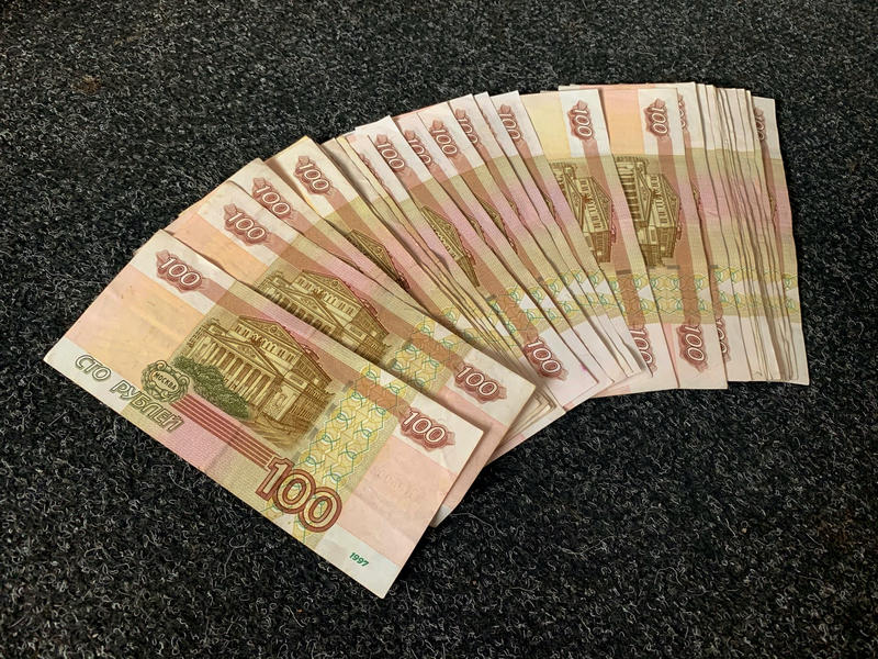 Совфед предложил платить деньги безработным россиянам