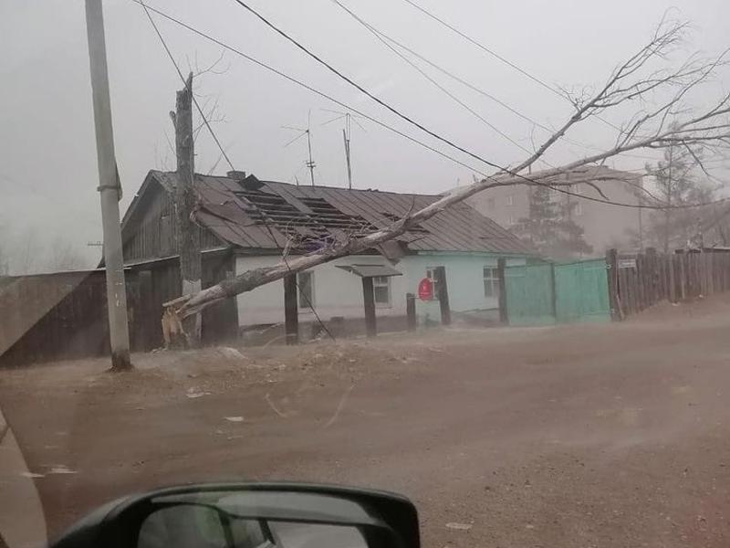 Ущерб от штормового ветра в Забайкалье оценит комиссия по ЧС