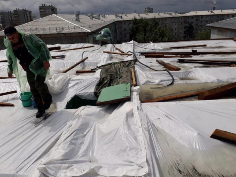 Протечки крыш 47 домов в Чите были устранены, на очереди ещё 33 дома