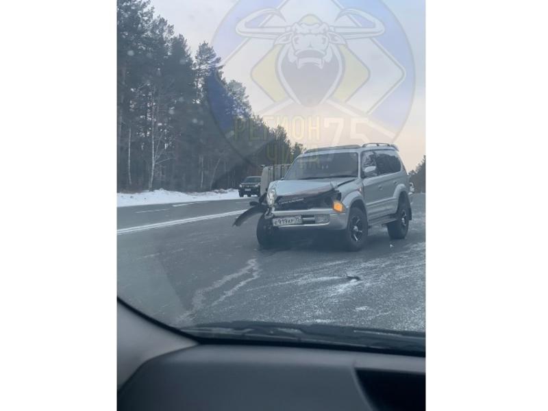 Land Cruiser и УАЗ столкнулись на федеральной трассе Чита-Забайкальск