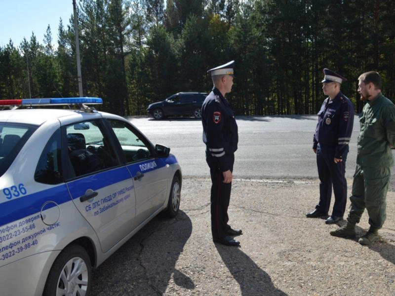 Общественник проверил работу инспекторов ДПС в Читинском районе