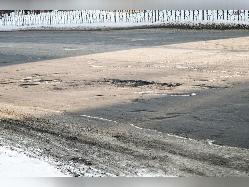 Недостаточный контроль властей мешает делать качественные дороги в Забайкалье – результаты опроса ZAB.RU