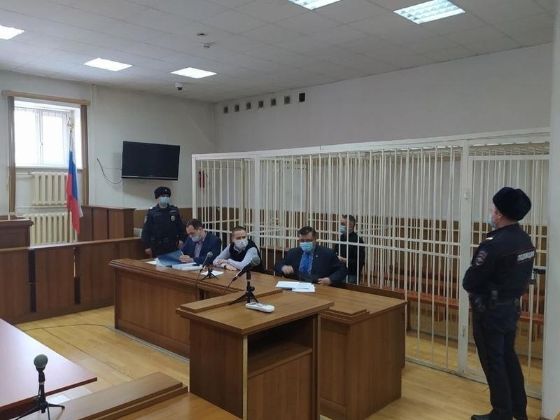Кузнецову стало плохо во время допроса в суде по делу о взятках