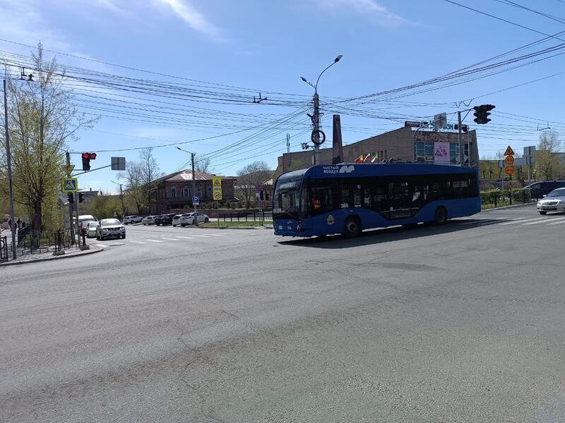 ДТП с троллейбусом произошло на перекрестке в центре Читы