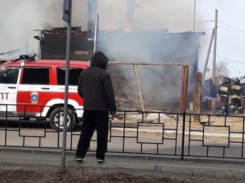 Пожару на ул. Ползунова в Чите присвоили повышенный ранг сложности