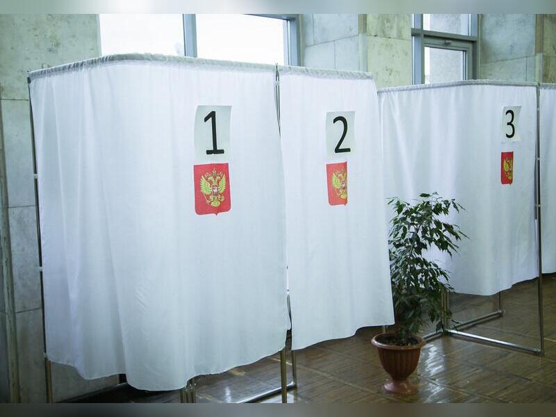 В РФ пока не стали переносить выборы на 2023 год