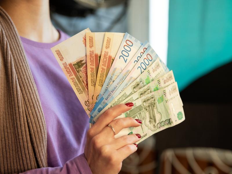 Предприниматель Читы выплатил долг по зарплате более полумиллиона рублей