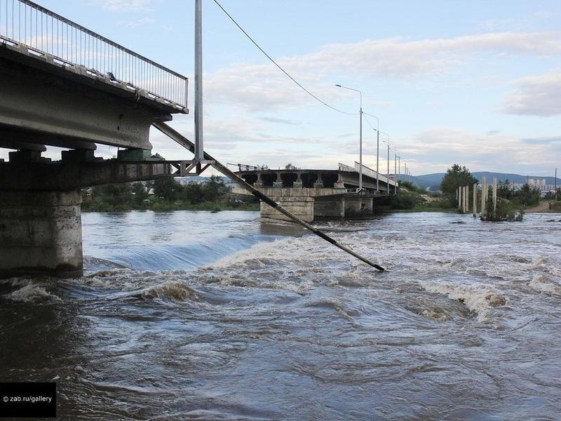 Восстановление смытого моста в Чите пока под вопросом - Минтер