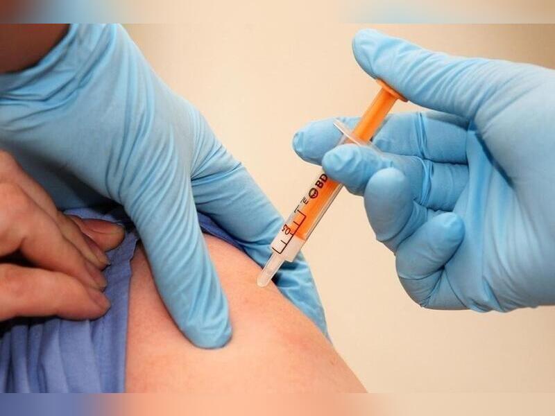 Минпромторг рассматривает возможность обращения к властям регионов сдвинуть сроки вакцинации