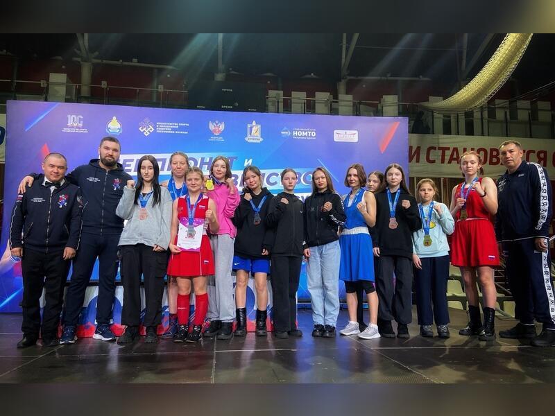 Сборная Забайкалья завоевала 9 медалей на Чемпионате ДФО по боксу