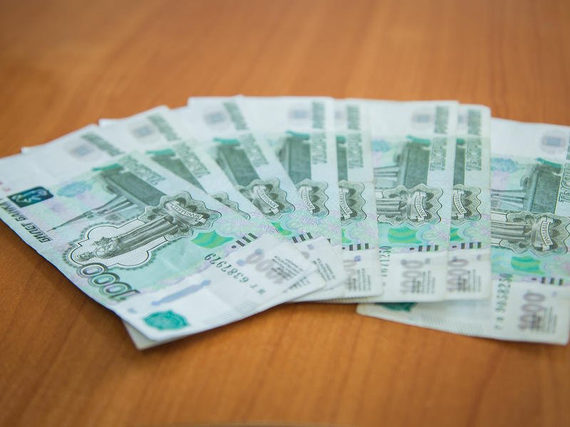 Директор забайкальской компании задолжал работникам зарплату почти на 10 млн руб