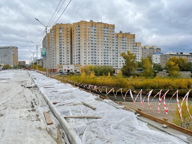Завершается ремонт моста за 62 миллиона рублей на улице Богомягкова