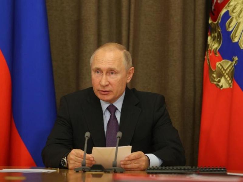 Путин уволил двух генералов, связанных с делом Голунова