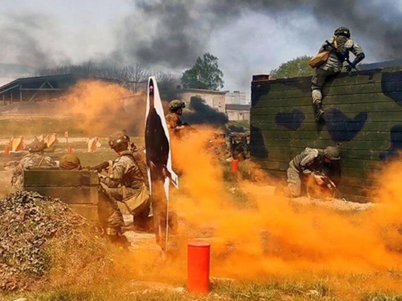 Забайкальских военных проверили на моральную устойчивость огнём и взрывами
