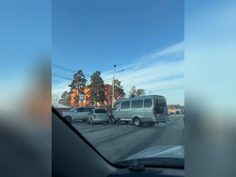 Движение затруднено по одной из улиц Читы