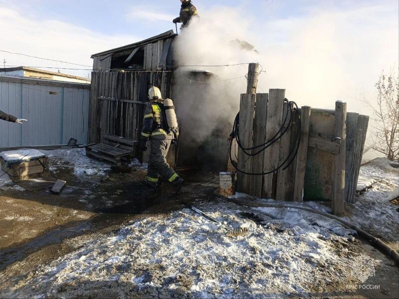 Девять пожаров бань произошло в регионе за неделю