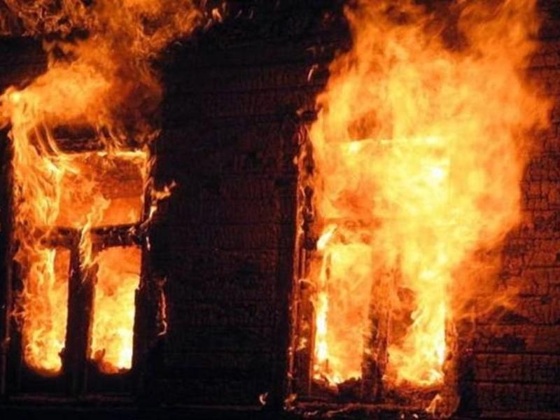Шестилетняя девочка спаслась из сгоревшего дома в Забайкалье, где погибли 4 человека