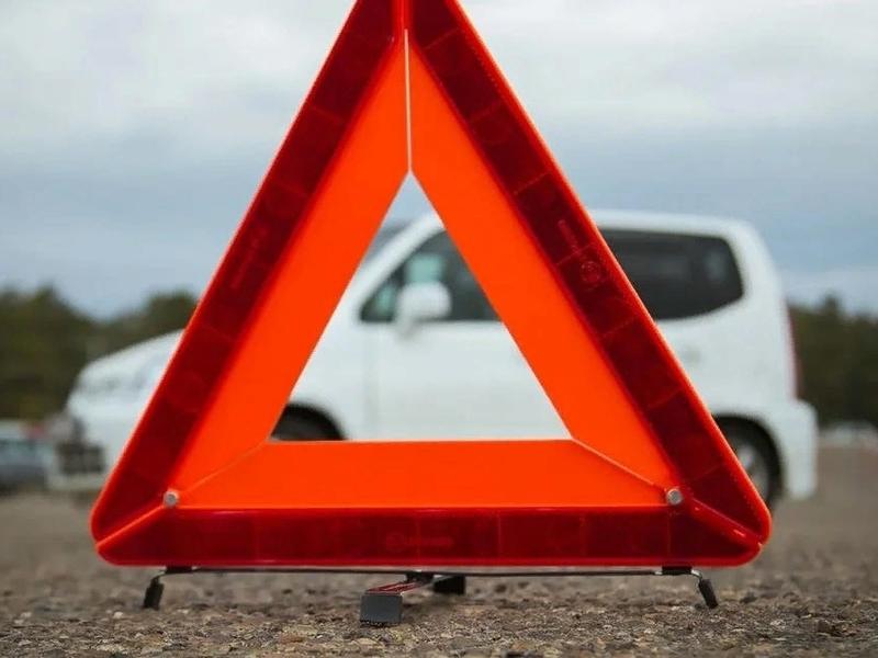 Водитель без прав сбил 54-летнего пешехода на Агинском тракте в Чите