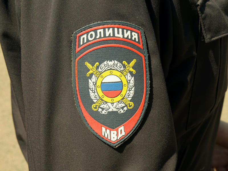 Полицейские достали из-под земли воришек телефонного кабеля в Краснокаменске