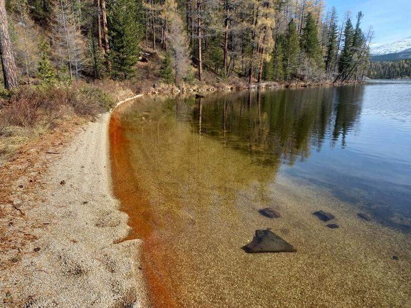 Раскрыта причина аномального изменения цвета воды в самом чистом озере Забайкалья