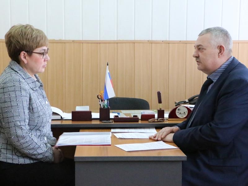 Жданова обсудила свалки и ветхое жилье с главой Петровска-Забайкальского