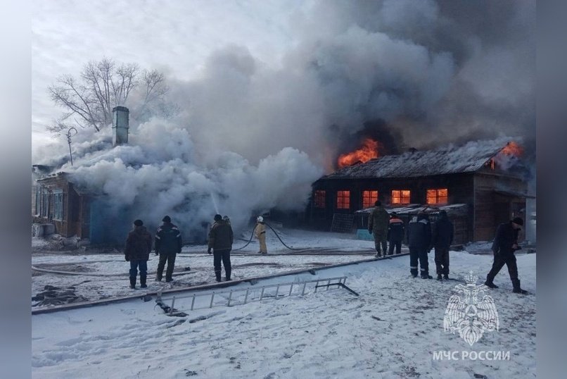 Следком и прокуратура Забайкалья организовали проверку по пожару школы